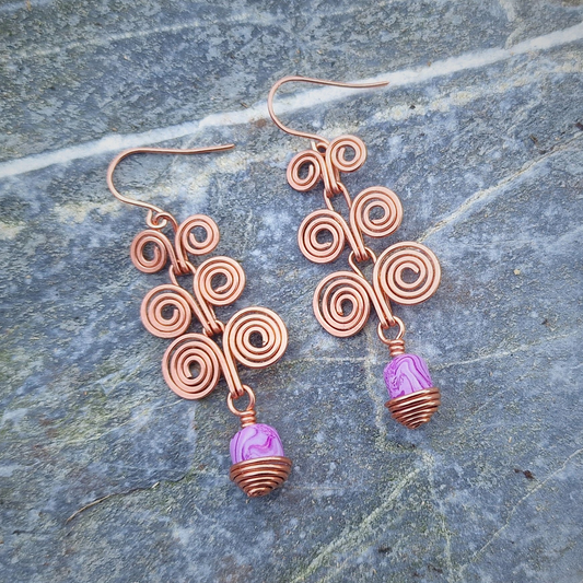 Bohemske kobberspiraler med marmorert rosa perle