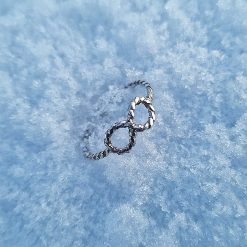 "Evig" ring i sølv