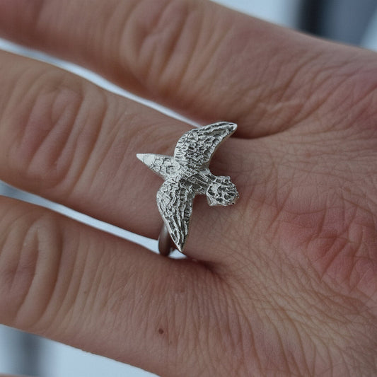 Fri som fuglen "mini" - ring i sølv