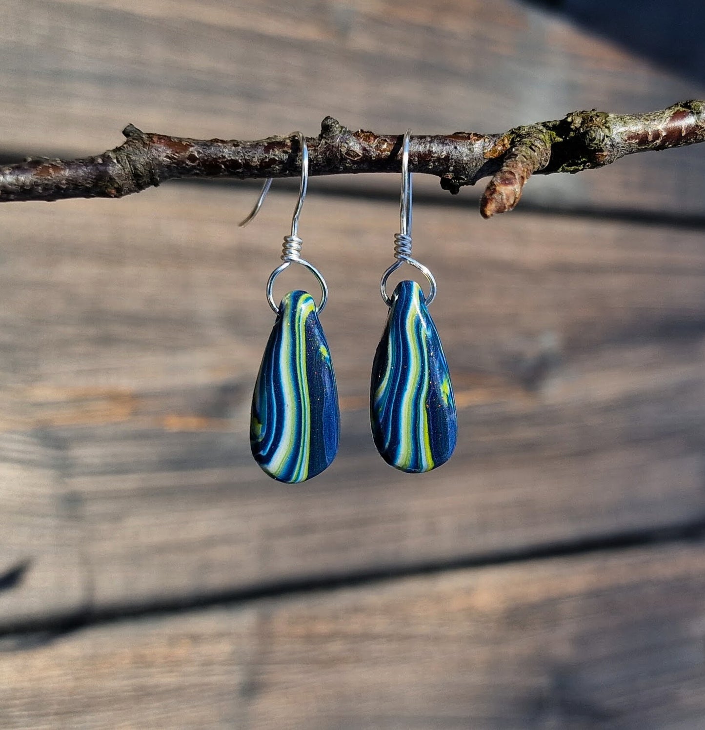 Øredobber med stilige striper